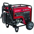 Honda EM6500SX - 5500 Watt Electric Start Portable Generator w/ Bluetooth® & CO-MINDER™ (49-State)